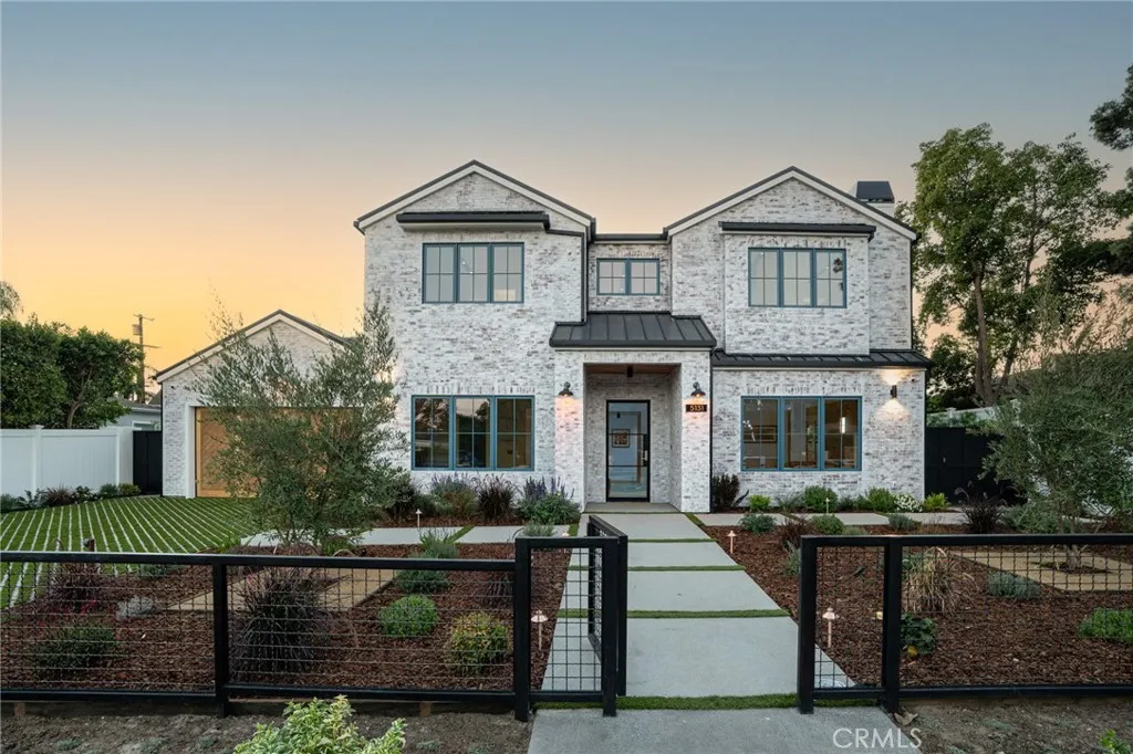 5131 Strohm Avenue, Toluca Lake, California 91601 home-pic-8